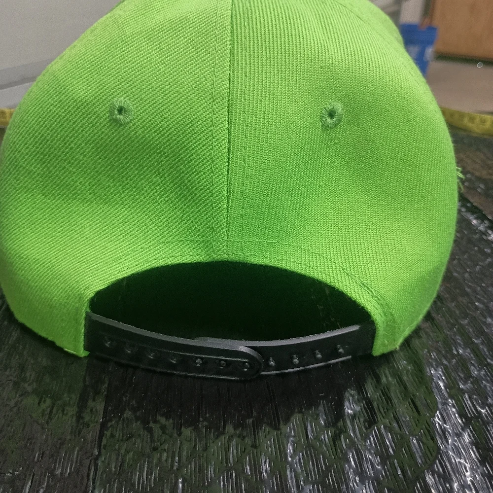 NFL Green and Black Hat Stylish Accessory - Picture 2 of 13